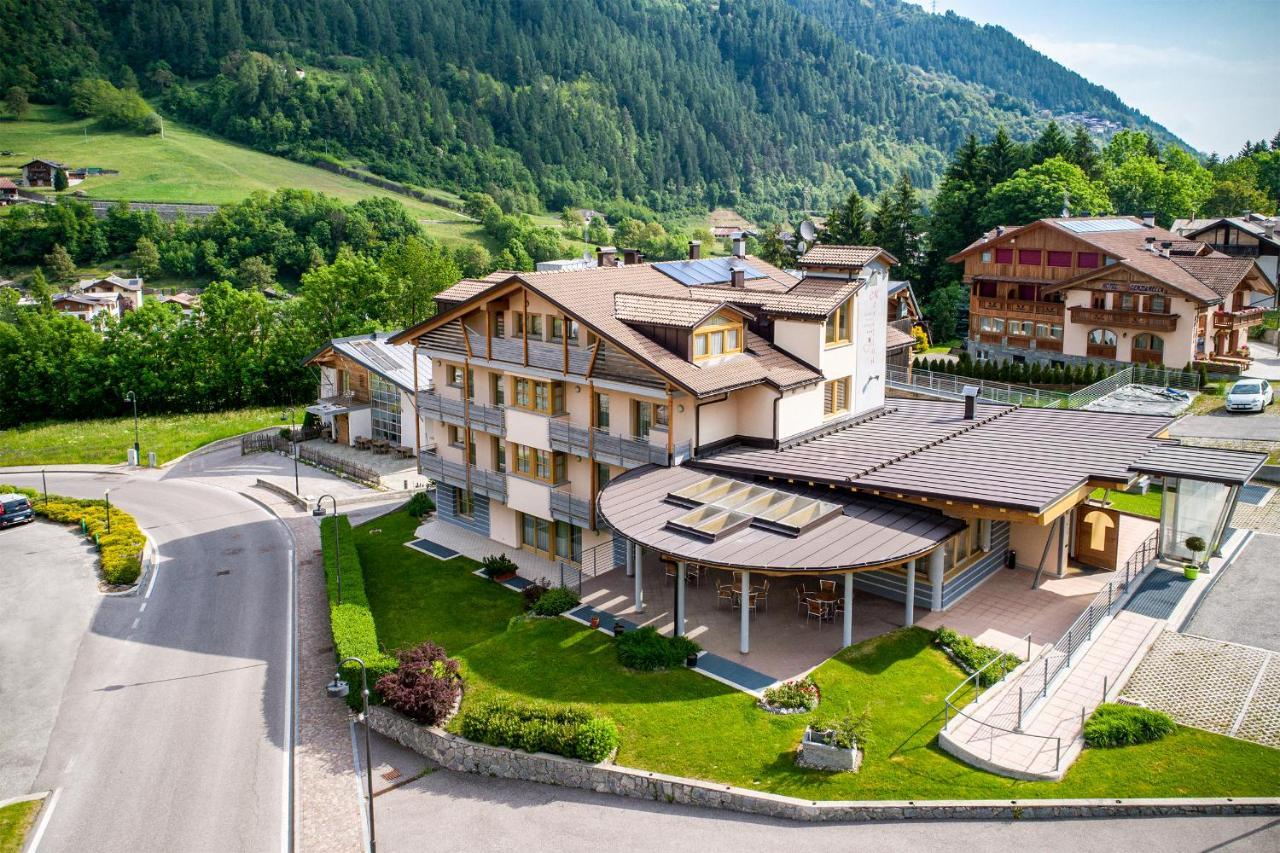 Residence La Moretina Commezzadura Exterior photo